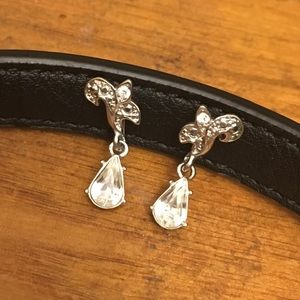 Avon Vintage Clip-on Earrings 🎉2 for $7🎉